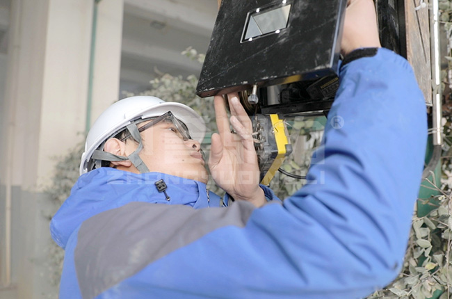 ���u(y��)����