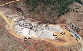 �Ĵ�ʡ��ɽ���ڵV�I(y��)�r�a(ch��n)700���Z��ʯ��ɰ���a(ch��n)��