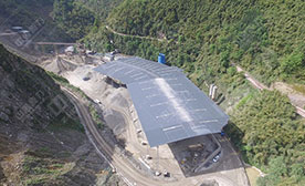 �Ĵ�ʡ��ɽ�кӿڲ�ʯ���r�a(ch��n)400��ʯ��ʯ�������a(ch��n)��