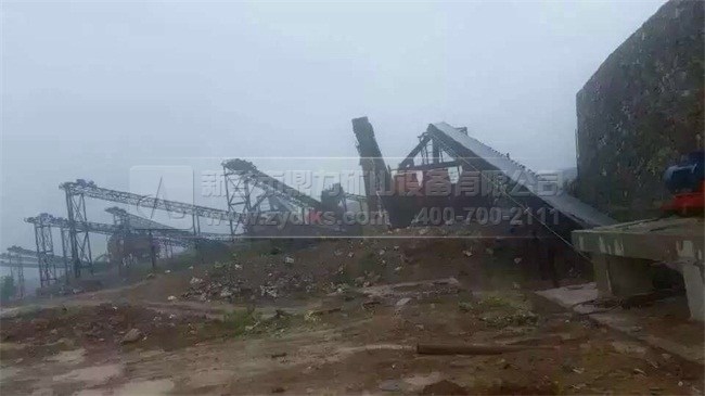 �������N����C