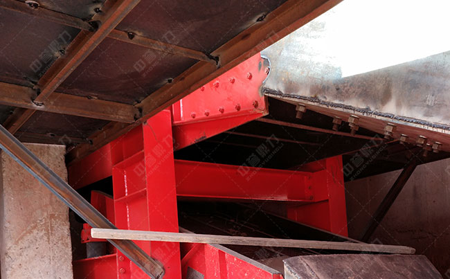 �r(sh��)�a(ch��n)300��ʯ��ʯ�������a(ch��n)��