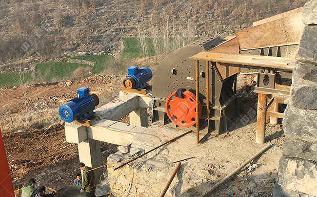 �r(sh��)�a(ch��n)300-400��ɰʯ�ϏS(ch��ng)